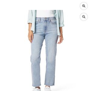 Levi Strauss Signature Women's Heritage High Rise Straight Jeans • NWOT • Size 4